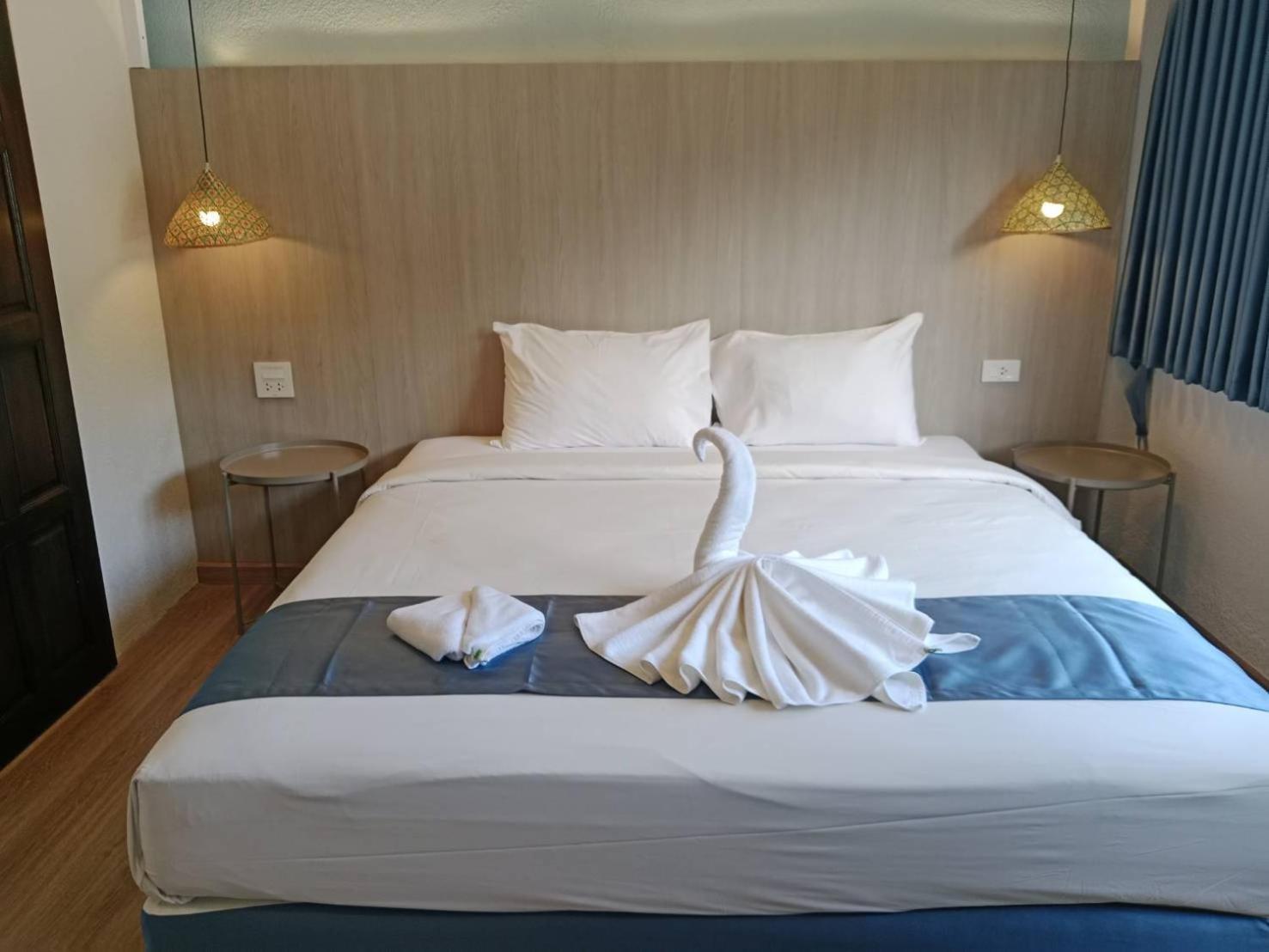 Eastique Hotel Koh Chang 达叻府 外观 照片