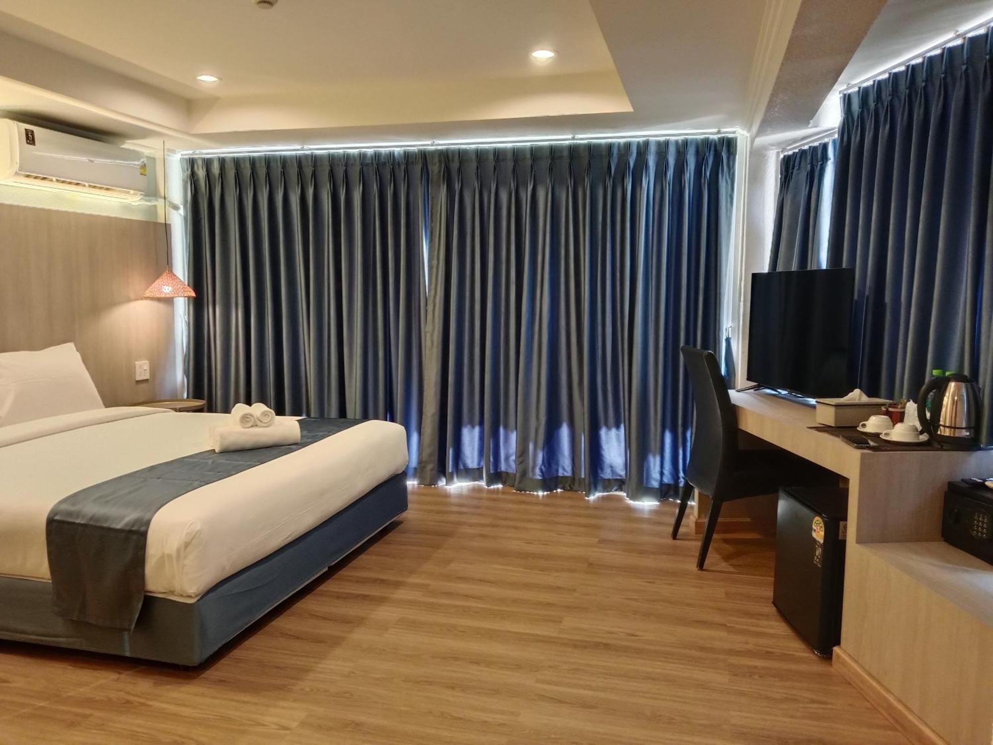 Eastique Hotel Koh Chang 达叻府 外观 照片